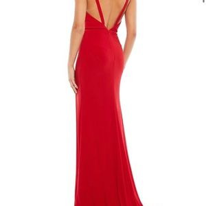 Mac Duggal Plunging Gown